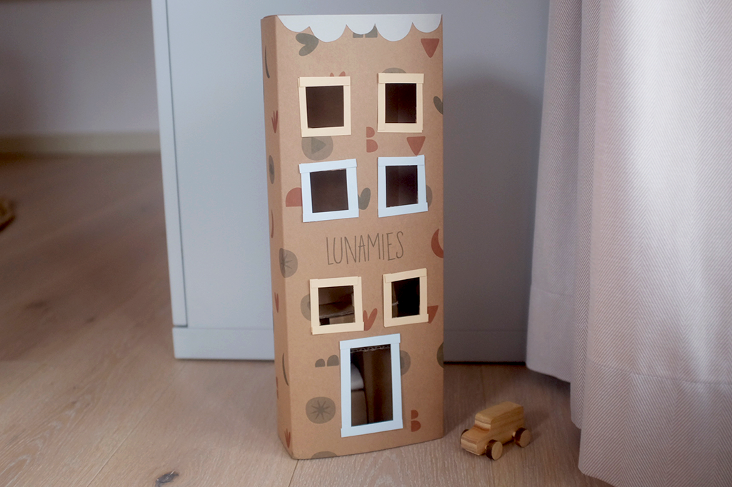 lunamies-blog-diy-karton-domecek_02